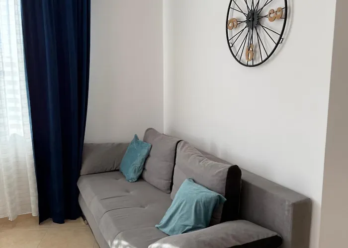 Bw - Happy 67 Σάνι Μπιτς